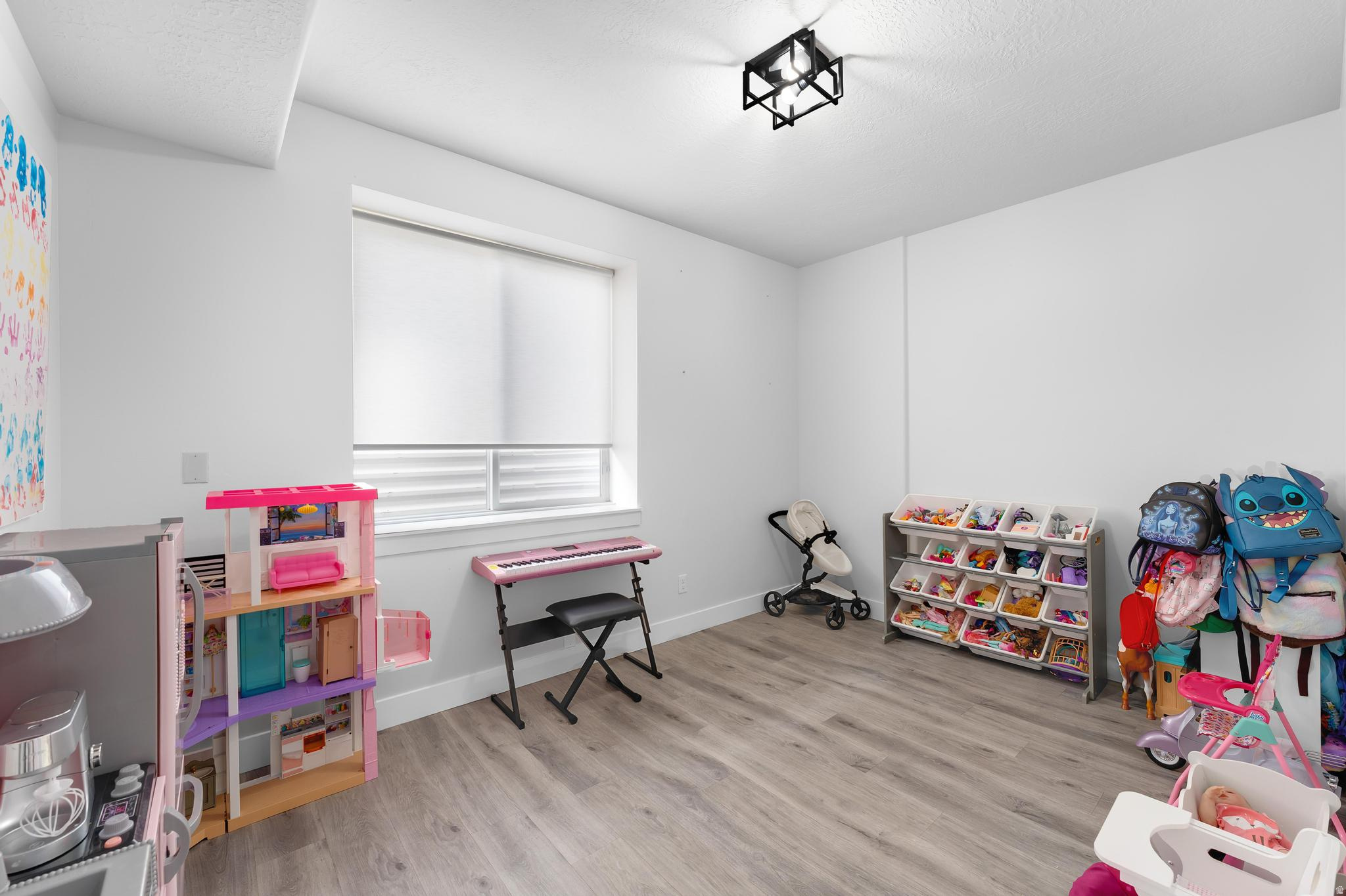 MOUNTAIN VISTA - Residential