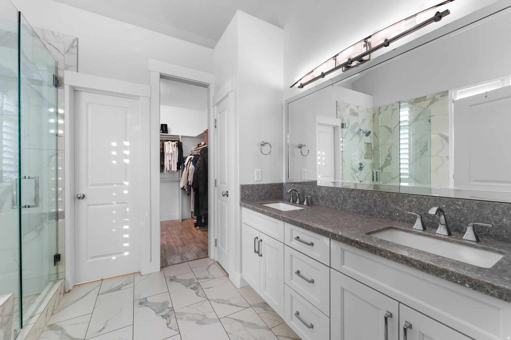 MOUNTAIN VISTA - Residential