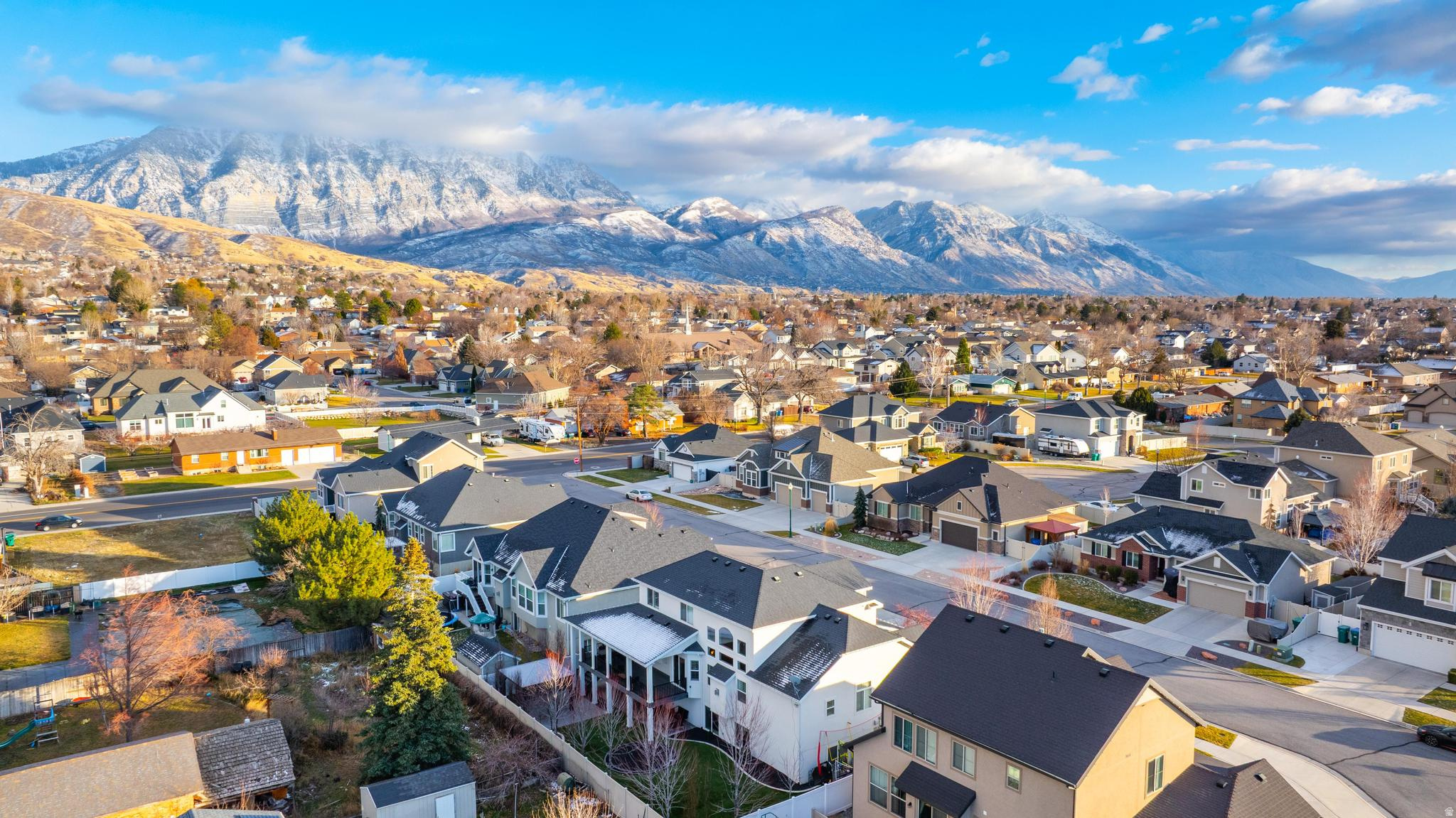 MOUNTAIN VISTA - Residential