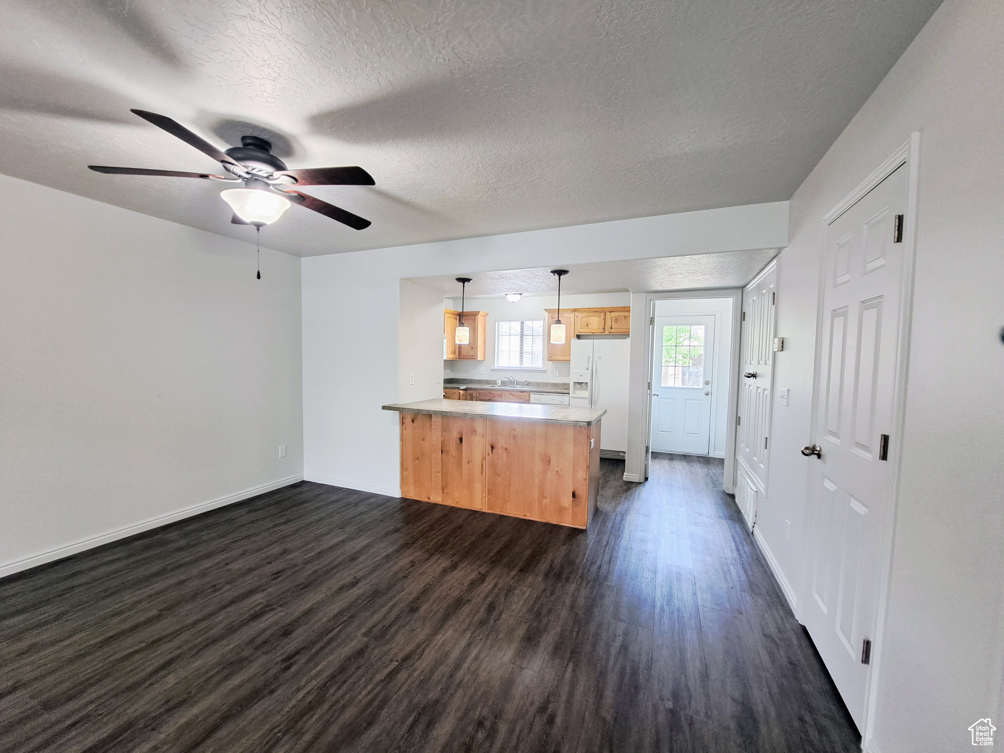 CAMELOT VILLAGE - Residential