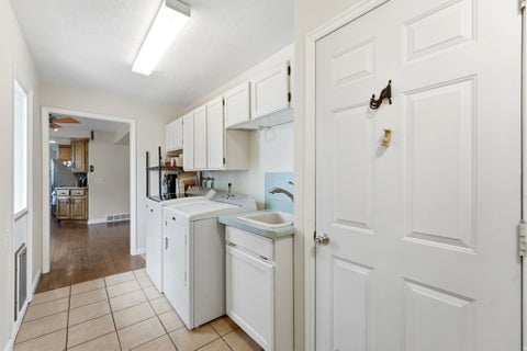 Tiny photo for 340 S GARY WAY E, North Salt Lake, UT 84054 (MLS # 2173441)