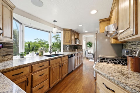 Tiny photo for 340 S GARY WAY E, North Salt Lake, UT 84054 (MLS # 2173441)