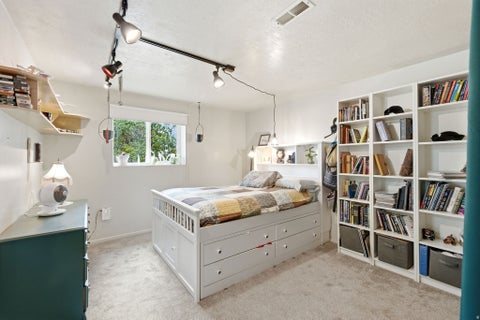 Tiny photo for 340 S GARY WAY E, North Salt Lake, UT 84054 (MLS # 2173441)