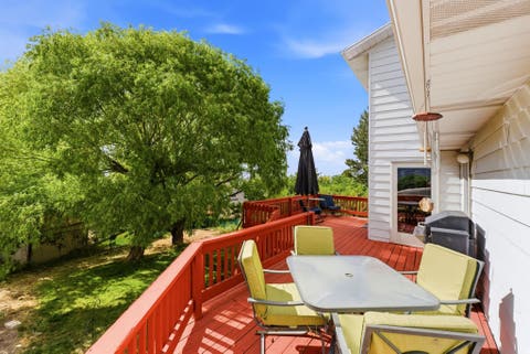 Tiny photo for 340 S GARY WAY E, North Salt Lake, UT 84054 (MLS # 2173441)