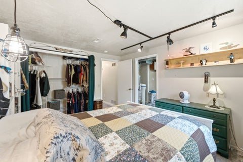 Tiny photo for 340 S GARY WAY E, North Salt Lake, UT 84054 (MLS # 2173441)