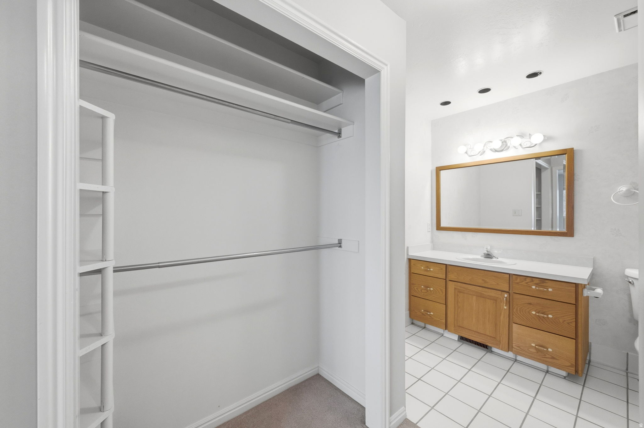 LOT 7 PLAT B TIMPRDG - Residential