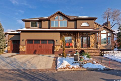 Photo of 7951 S SAMPLE CV E, Cottonwood Heights, UT 84093 (MLS # 2146933)