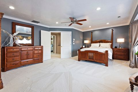 Tiny photo for 7951 S SAMPLE CV E, Cottonwood Heights, UT 84093 (MLS # 2146933)