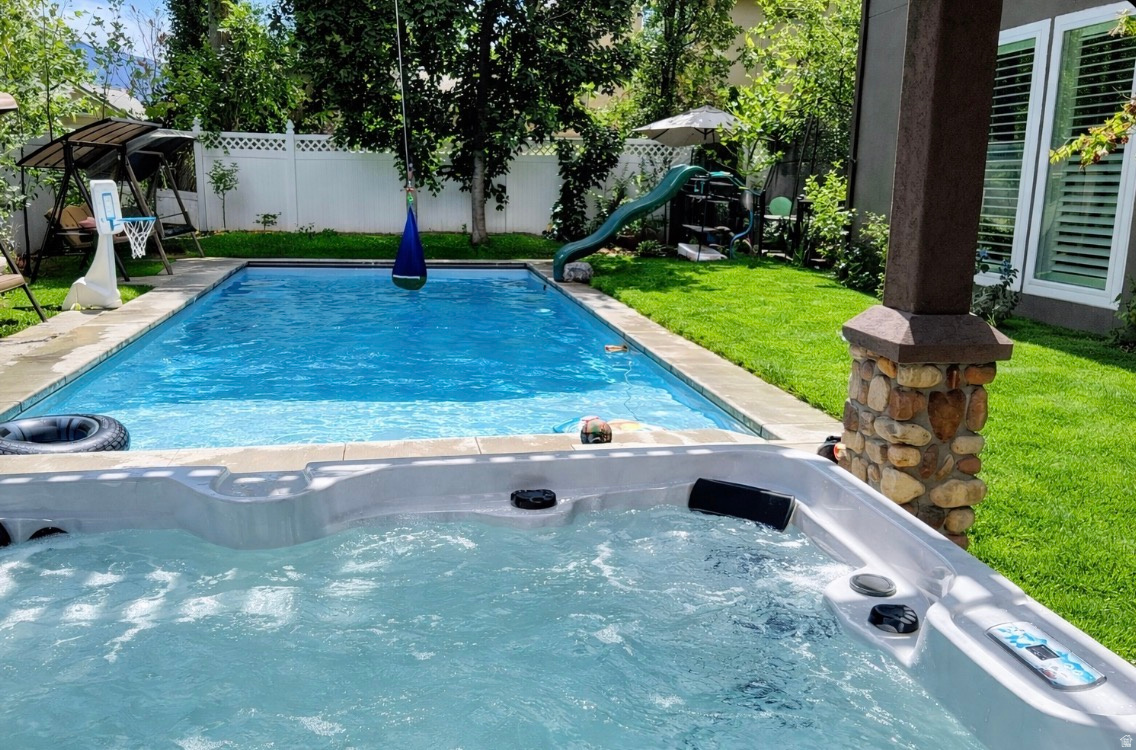 WILLOW STREAM - Residential