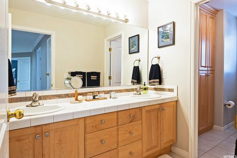 Tiny photo for 7951 S SAMPLE CV E, Cottonwood Heights, UT 84093 (MLS # 2146933)