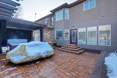 Tiny photo for 7951 S SAMPLE CV E, Cottonwood Heights, UT 84093 (MLS # 2146933)