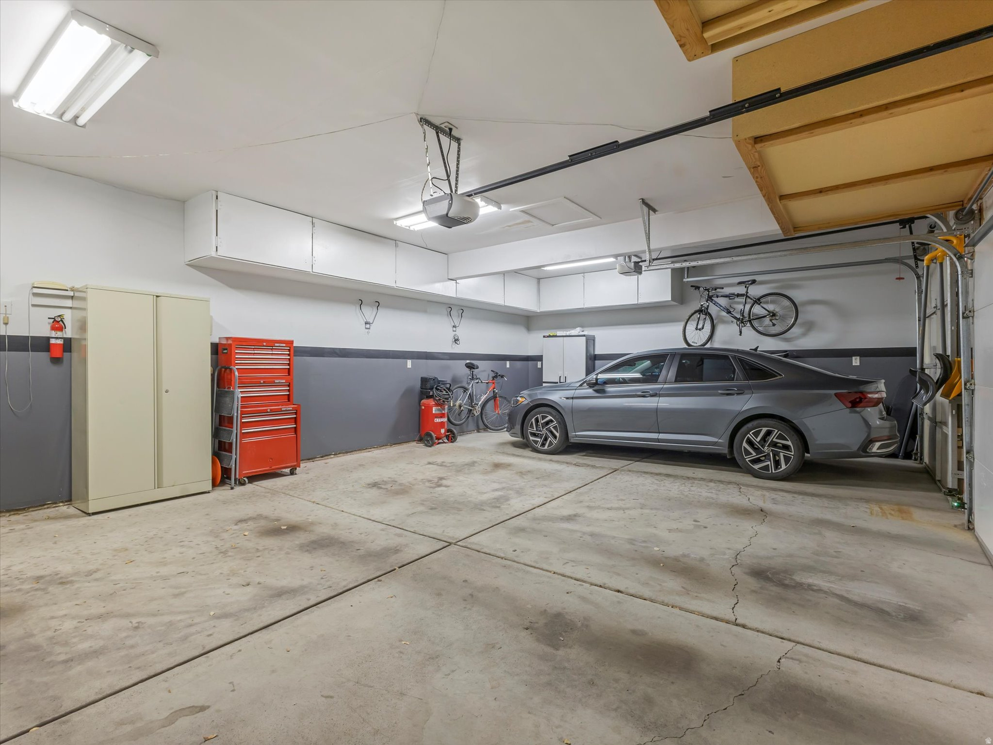 CREEKWOOD - Residential