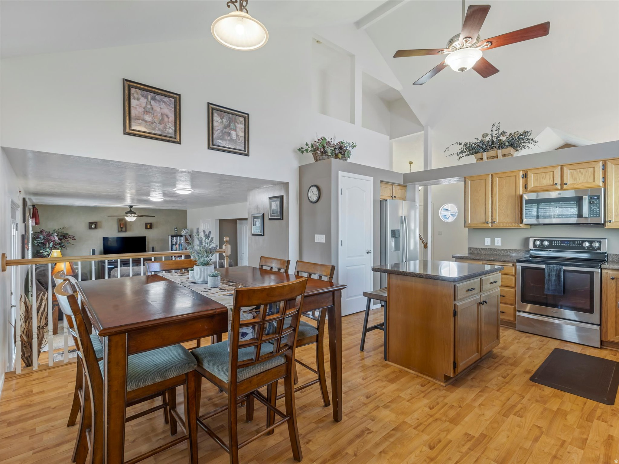 CREEKWOOD - Residential