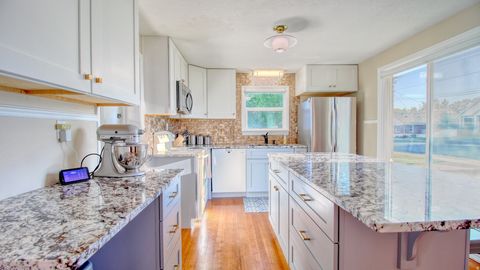 Tiny photo for 180 N 400 E, Lehi, UT 84043 (MLS # 2151697)