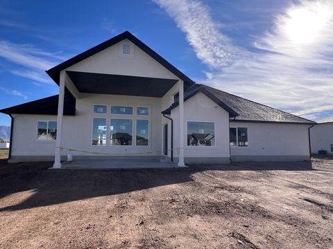 Tiny photo for 1239 N 4925 W, Plain City, UT 84404 (MLS # 2122135)