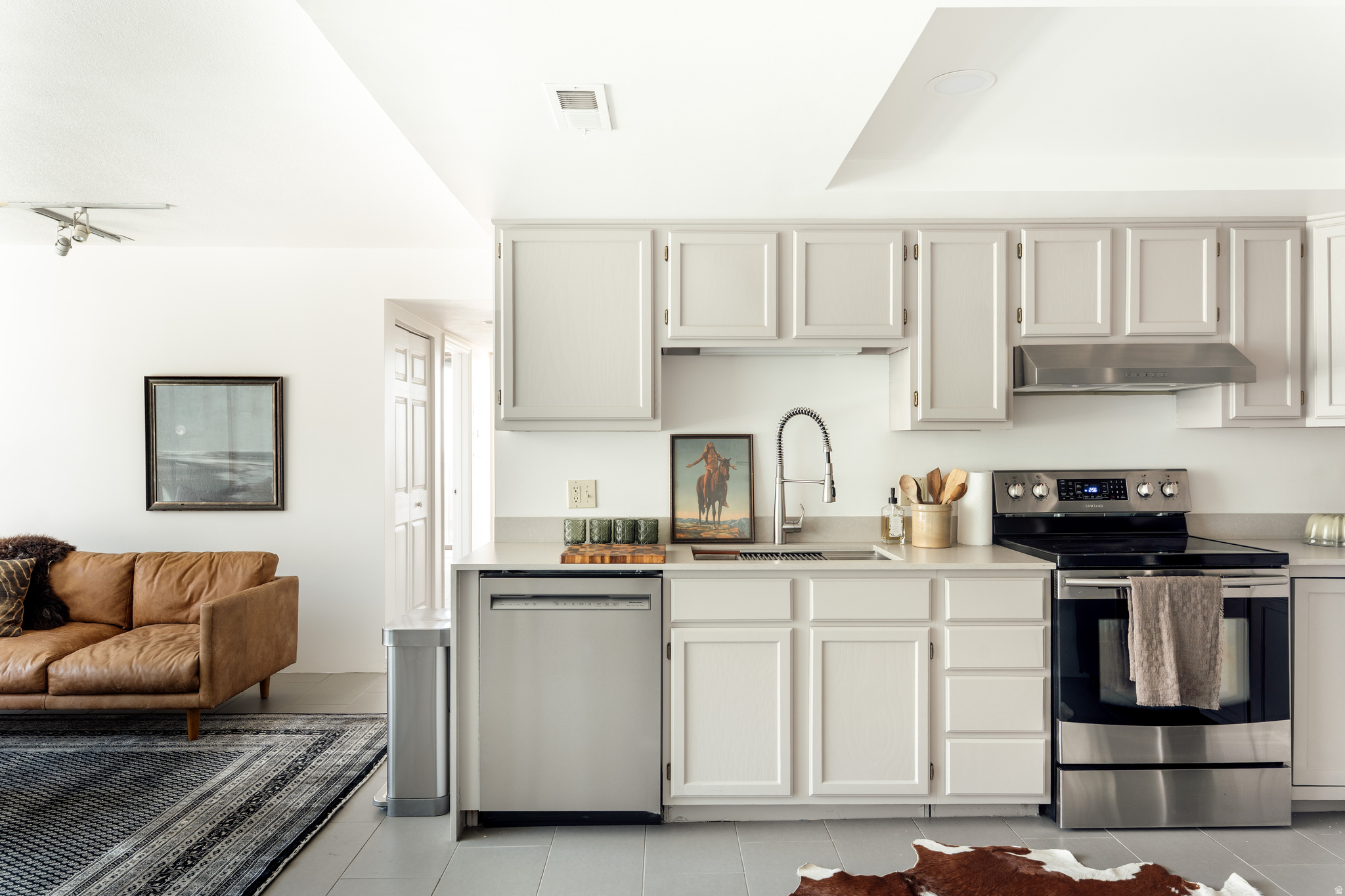 ARLINGTON PLACE - Residential