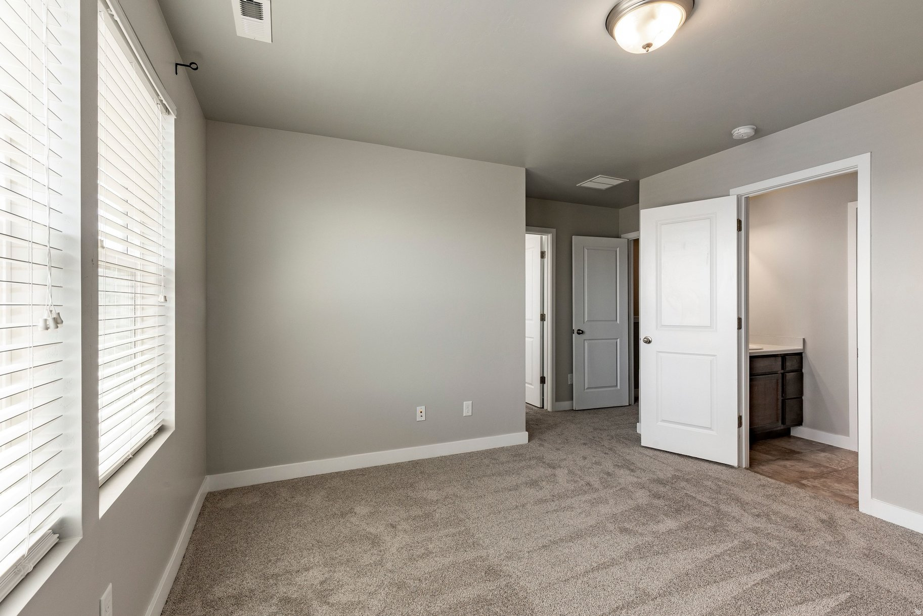 HERRIMAN TOWNE CENTER - Residential Lease