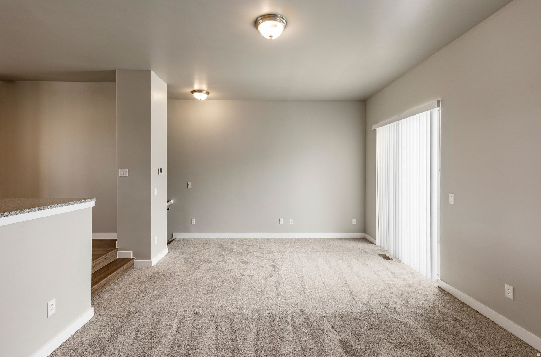 HERRIMAN TOWNE CENTER - Residential Lease