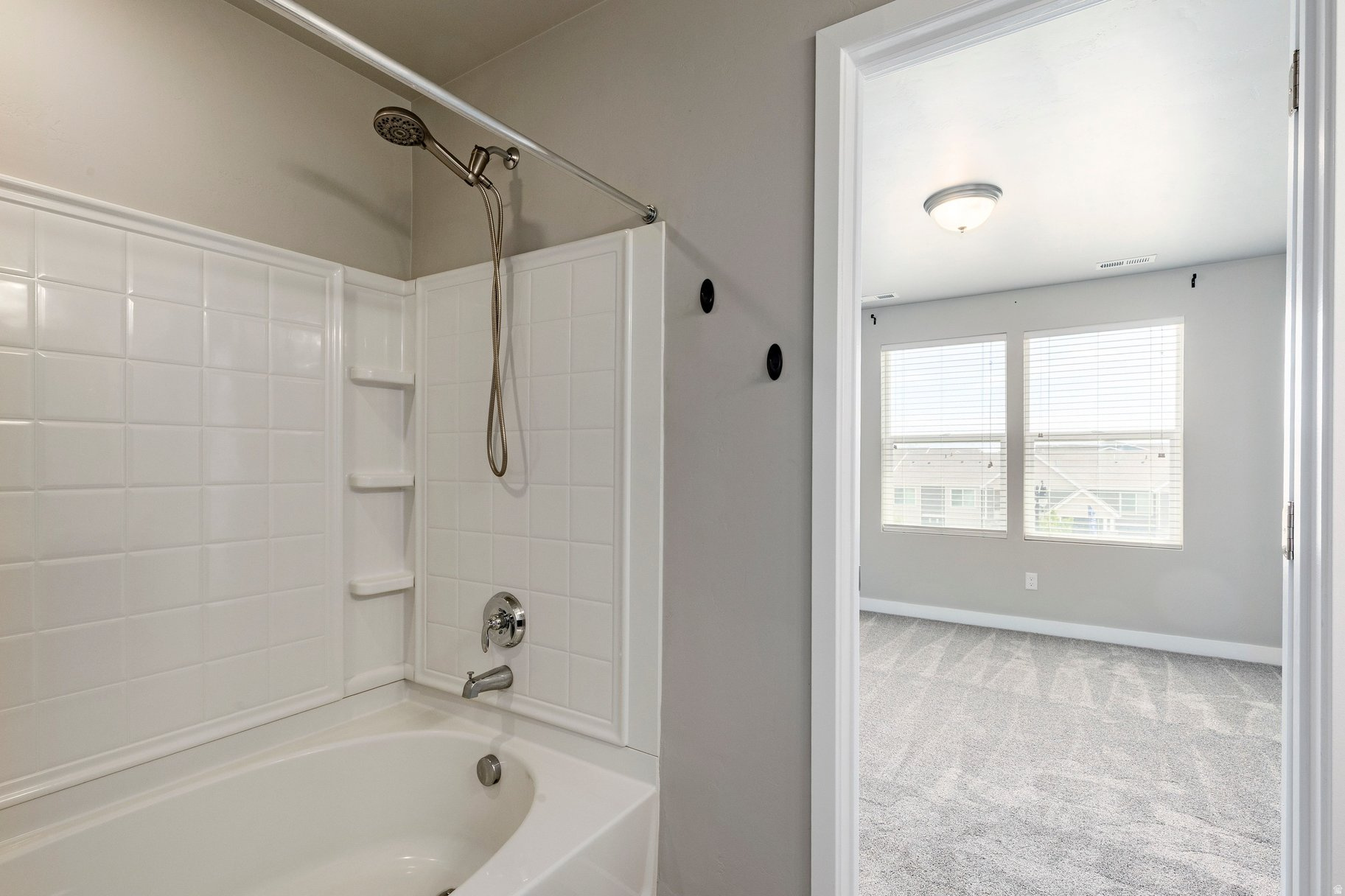 HERRIMAN TOWNE CENTER - Residential Lease