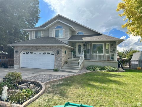 Photo of 1874 S MAIN ST W, Orem, UT 84058 (MLS # 2113272)