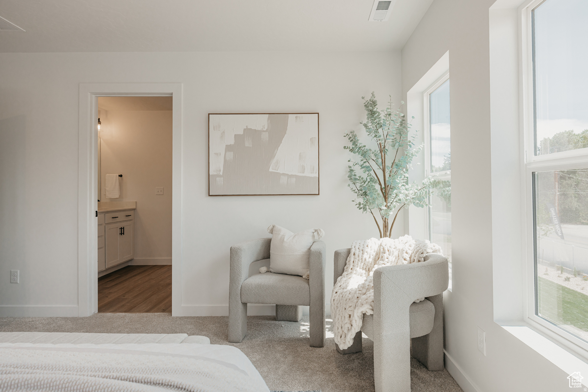 RIVERSIDE ESTATES - Residential