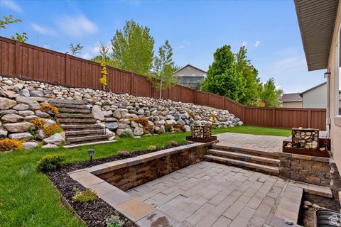 Tiny photo for 4062 N HEATHERFIELD LN, Lehi, UT 84043 (MLS # 2135923)