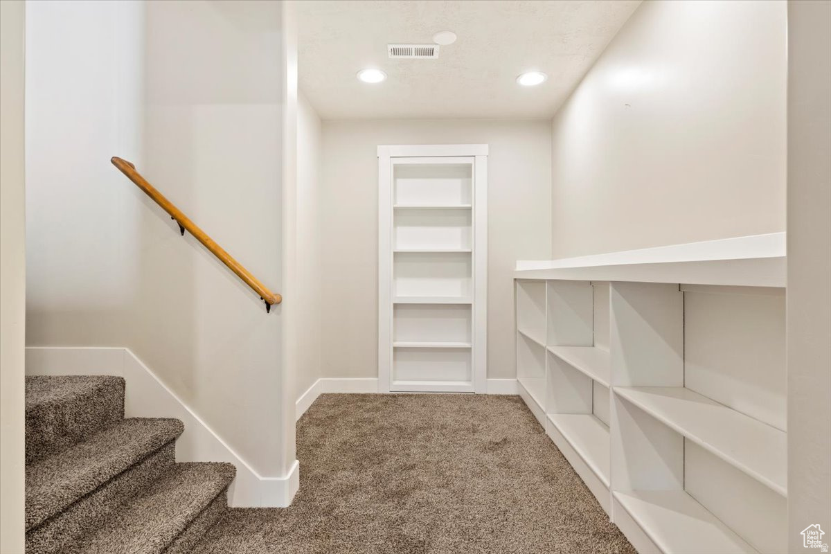 HEATHER MOOR - Residential