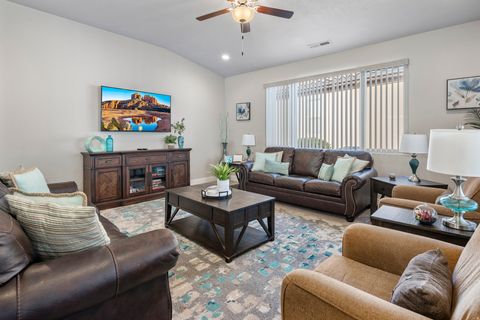 Tiny photo for 3800 N PARADISE VILLAGE DR #10 Dr, Santa Clara, UT 84765 (MLS # 2135402)