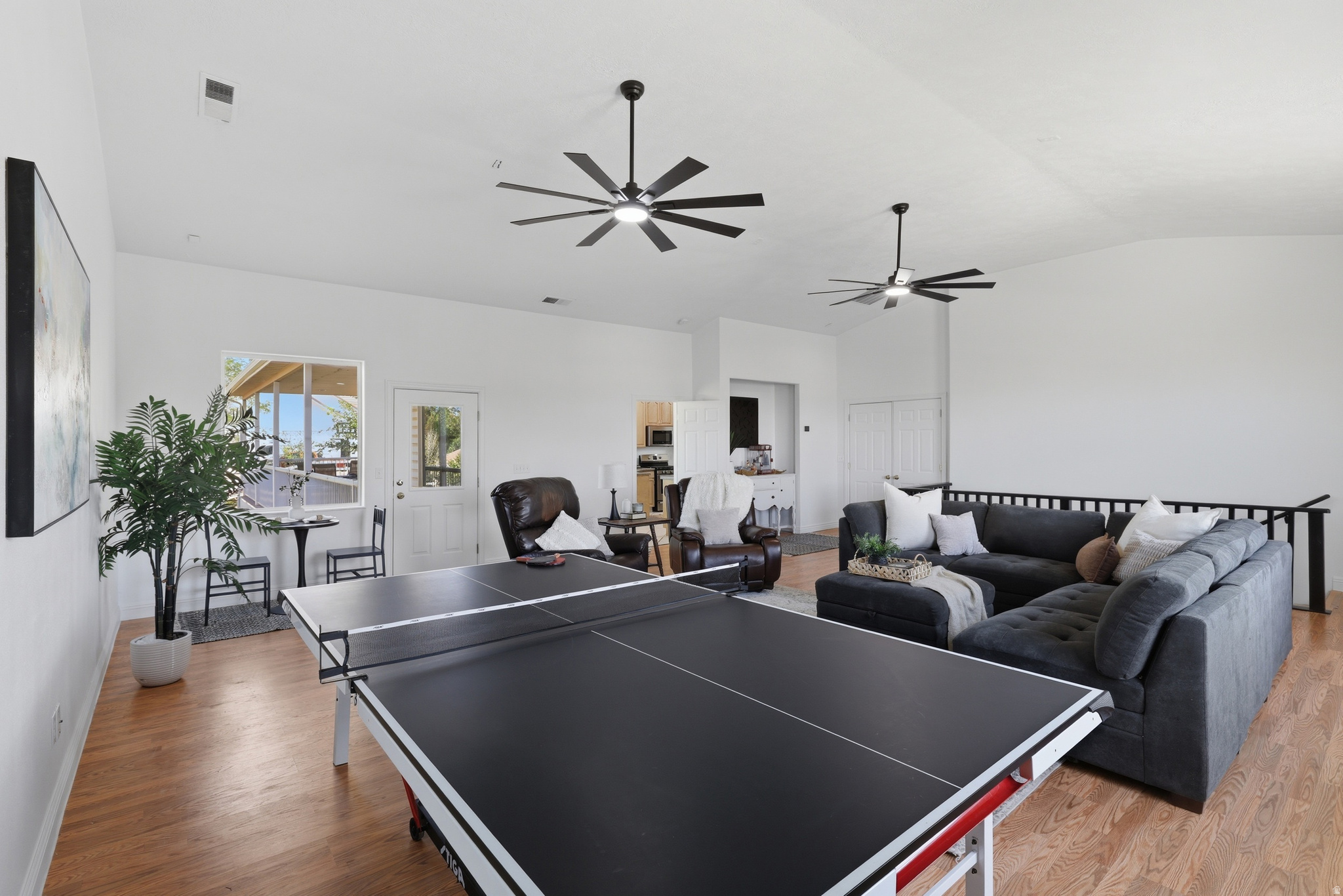 MAJESTIC VIEW 1 - Residential