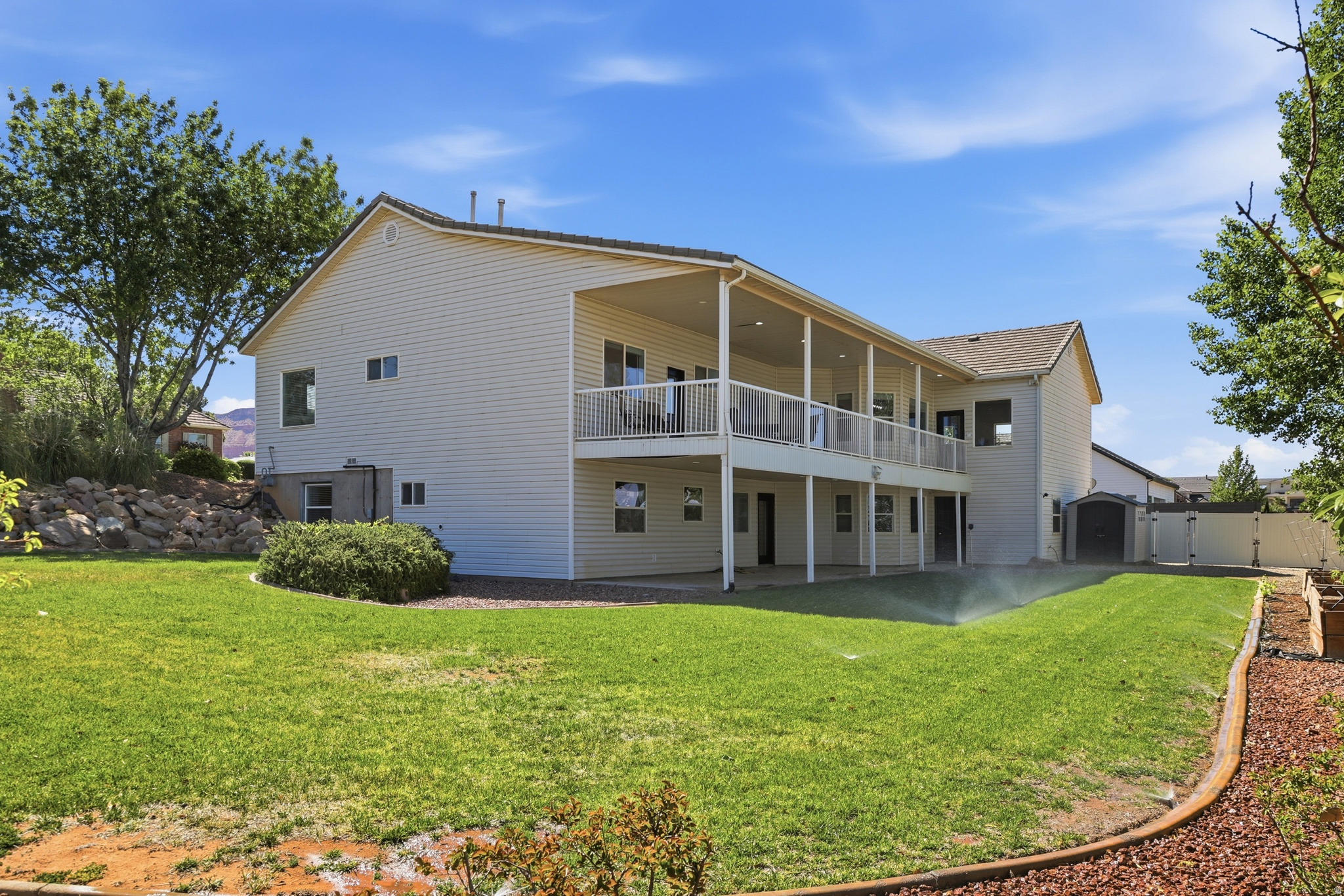 MAJESTIC VIEW 1 - Residential