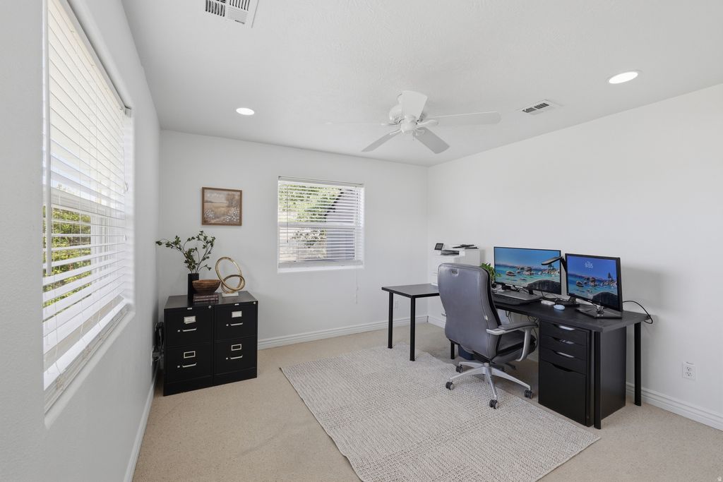 Photo of 3066 S KINGS COURT LN, Washington, UT 84780 (MLS # 2155281)