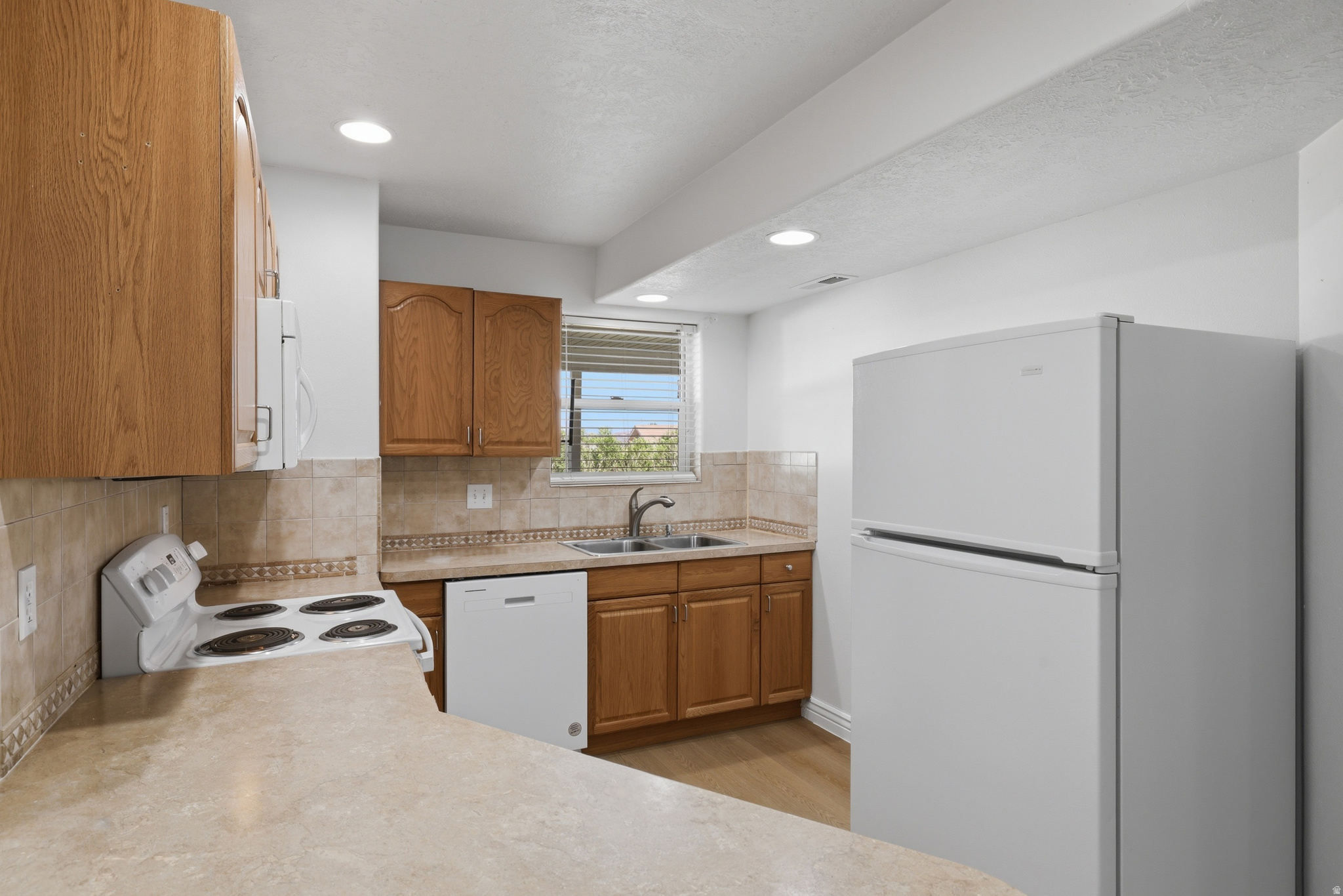 MAJESTIC VIEW 1 - Residential