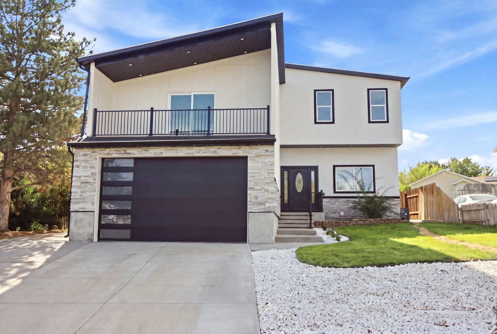 Photo of 6016 S LODER DR W, Kearns, UT 84118 (MLS # 2185933)