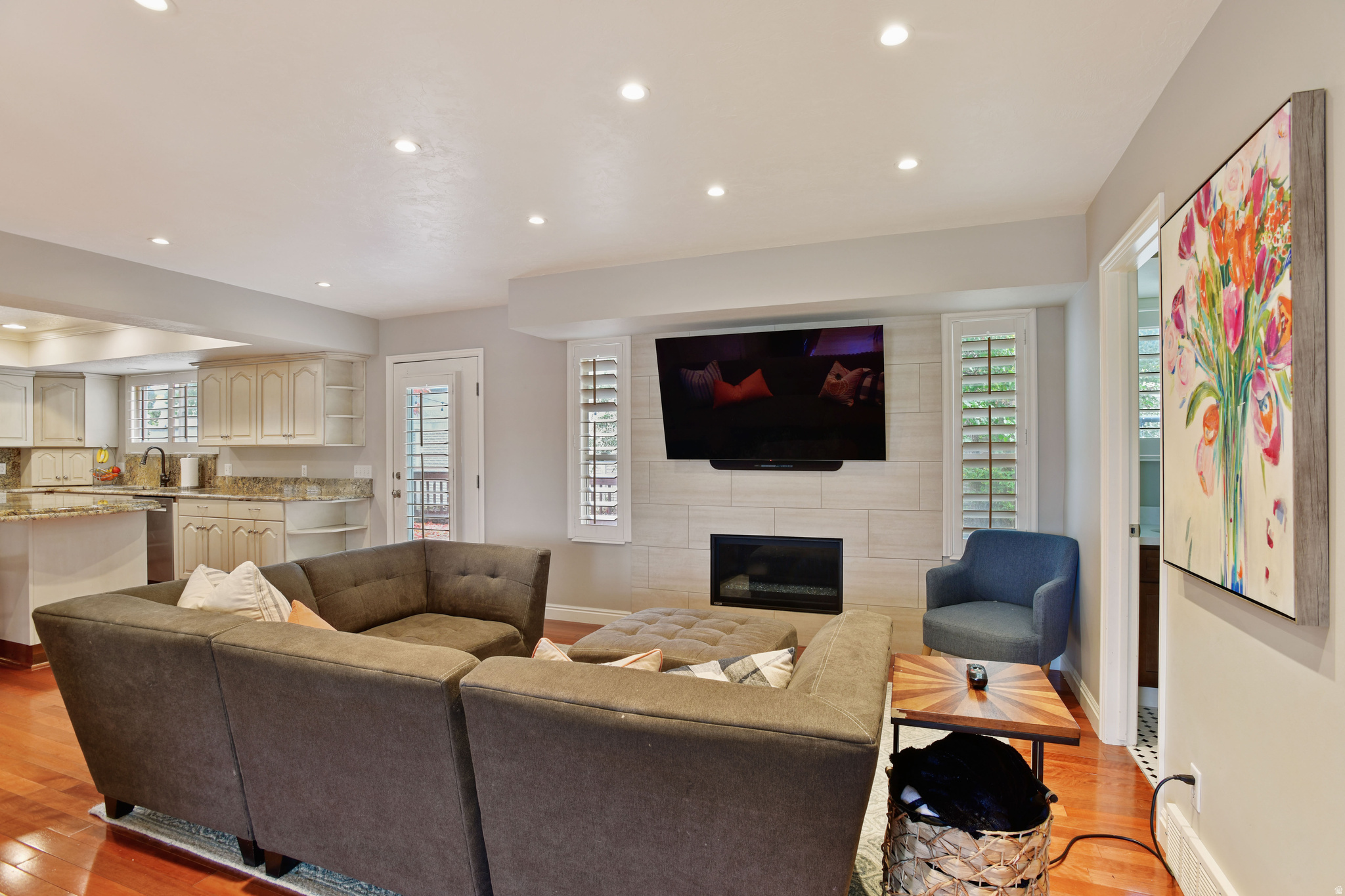 WHITMORE MANOR ESTATES - Residential