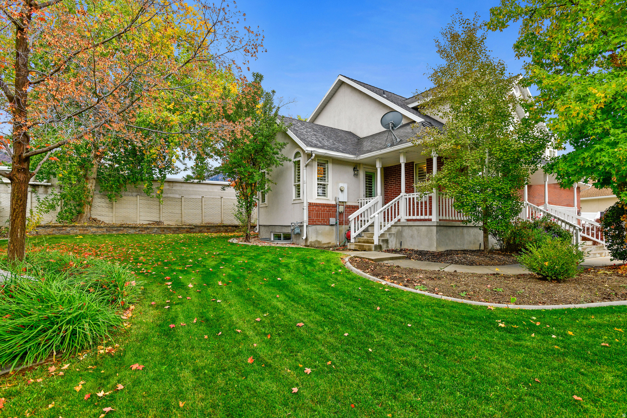 WHITMORE MANOR ESTATES - Residential