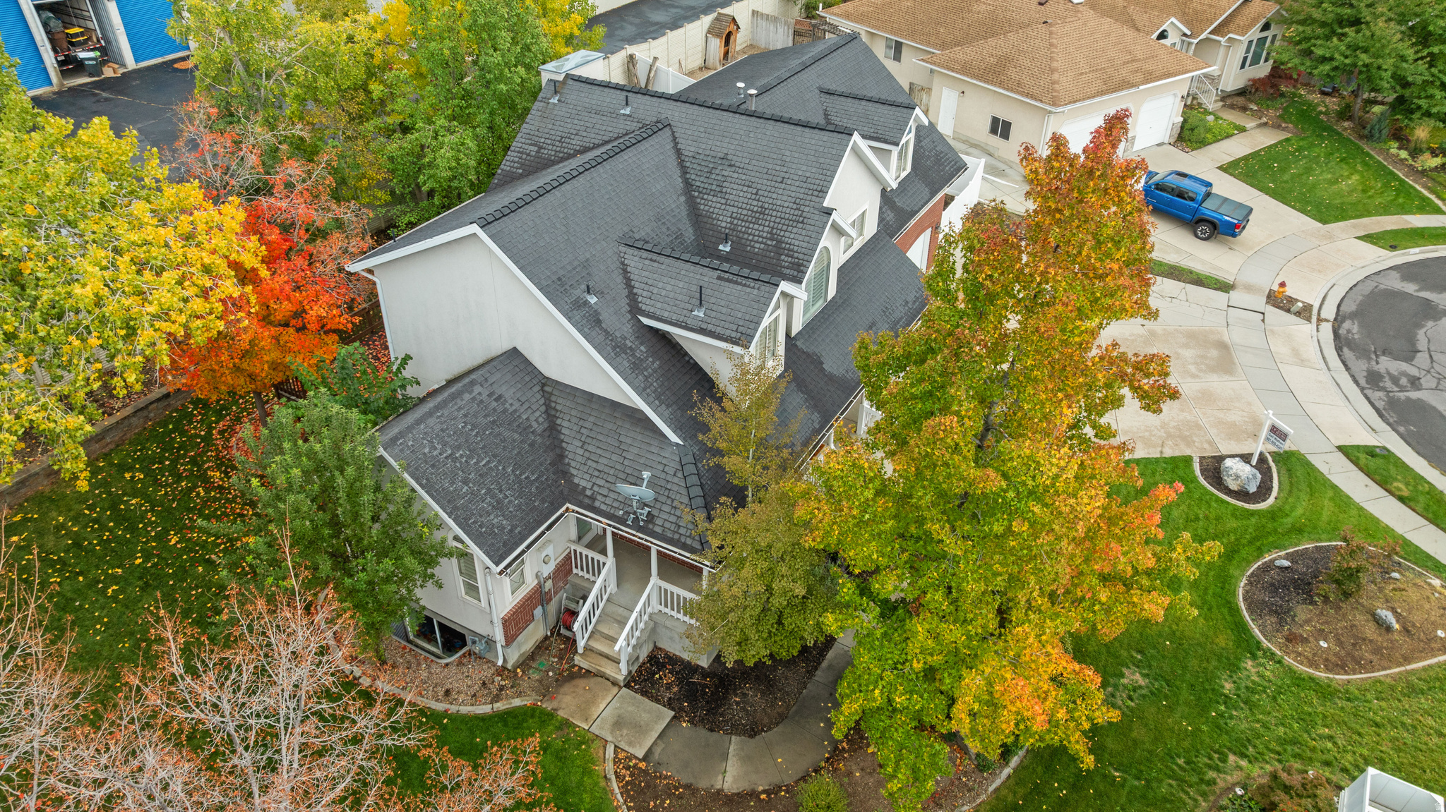 WHITMORE MANOR ESTATES - Residential