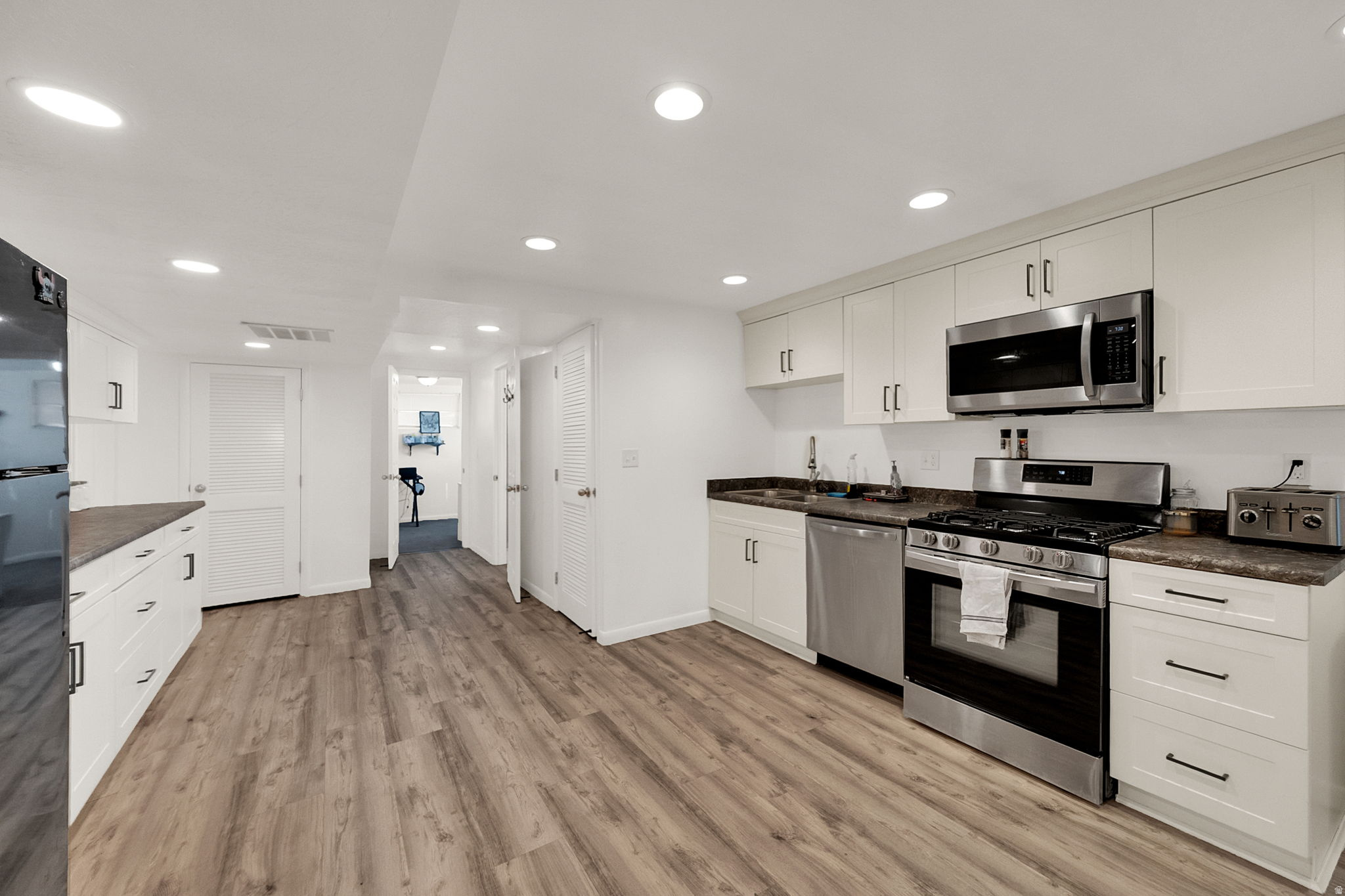 LESSLEY ESTATES - Residential