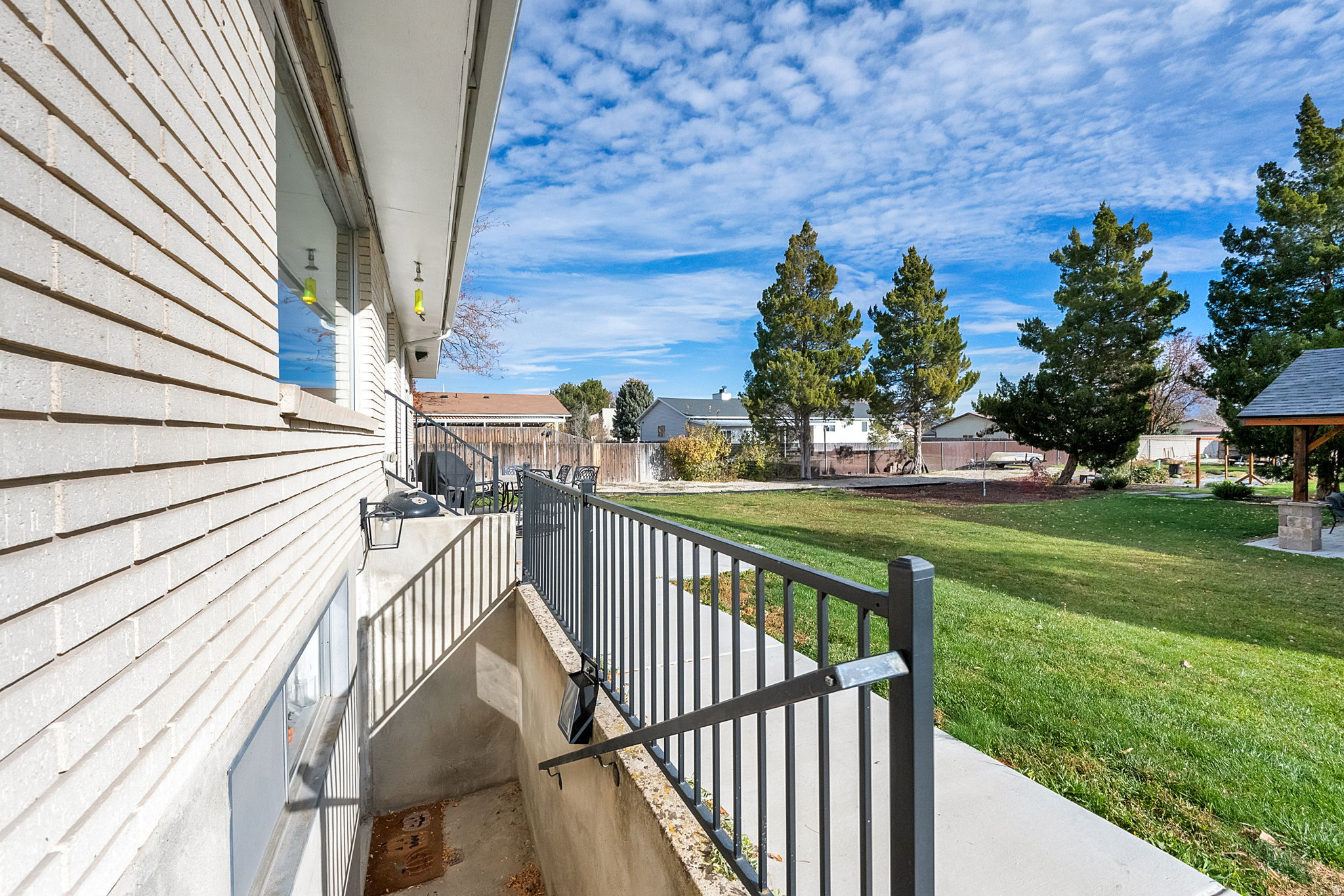 LESSLEY ESTATES - Residential