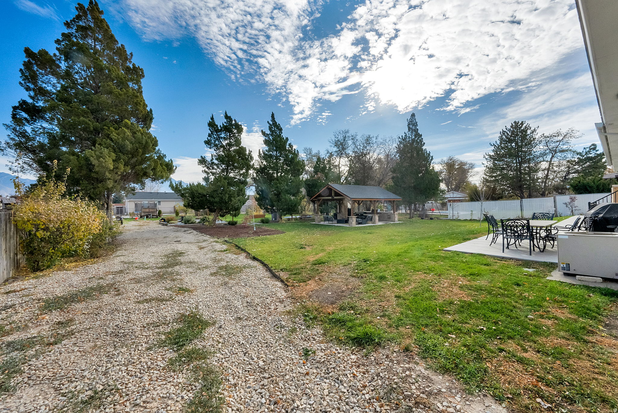 LESSLEY ESTATES - Residential