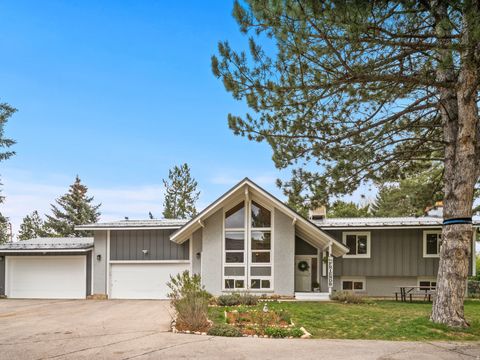 Photo of 3260 N RIVER DR E, Eden, UT 84310 (MLS # 2153234)