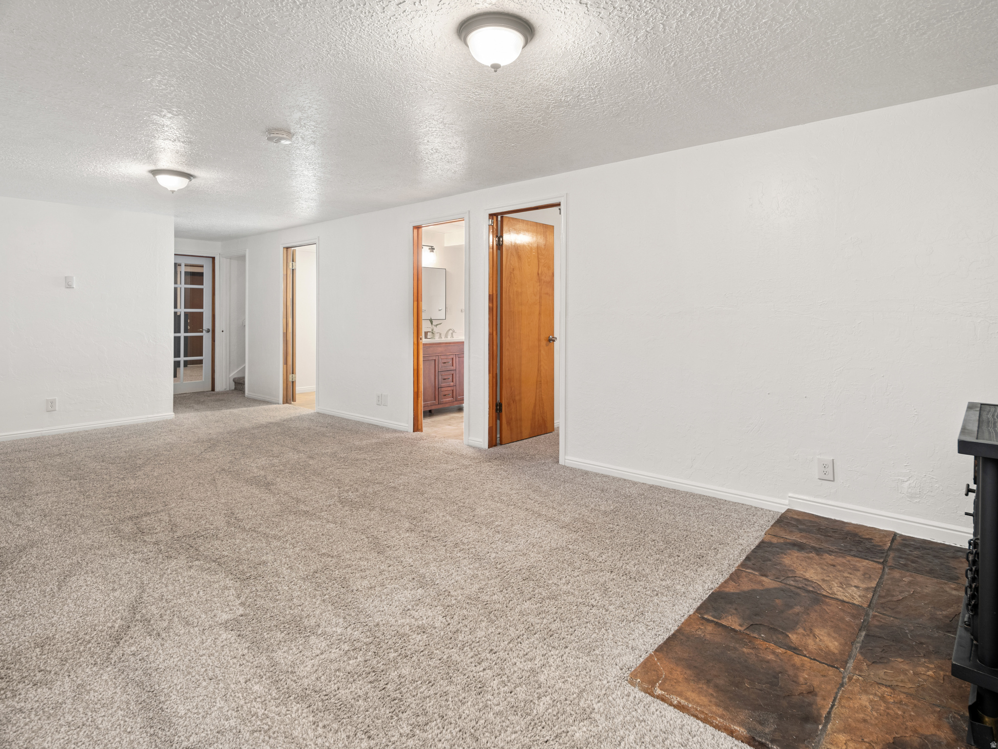 EDEN HILLS - Residential