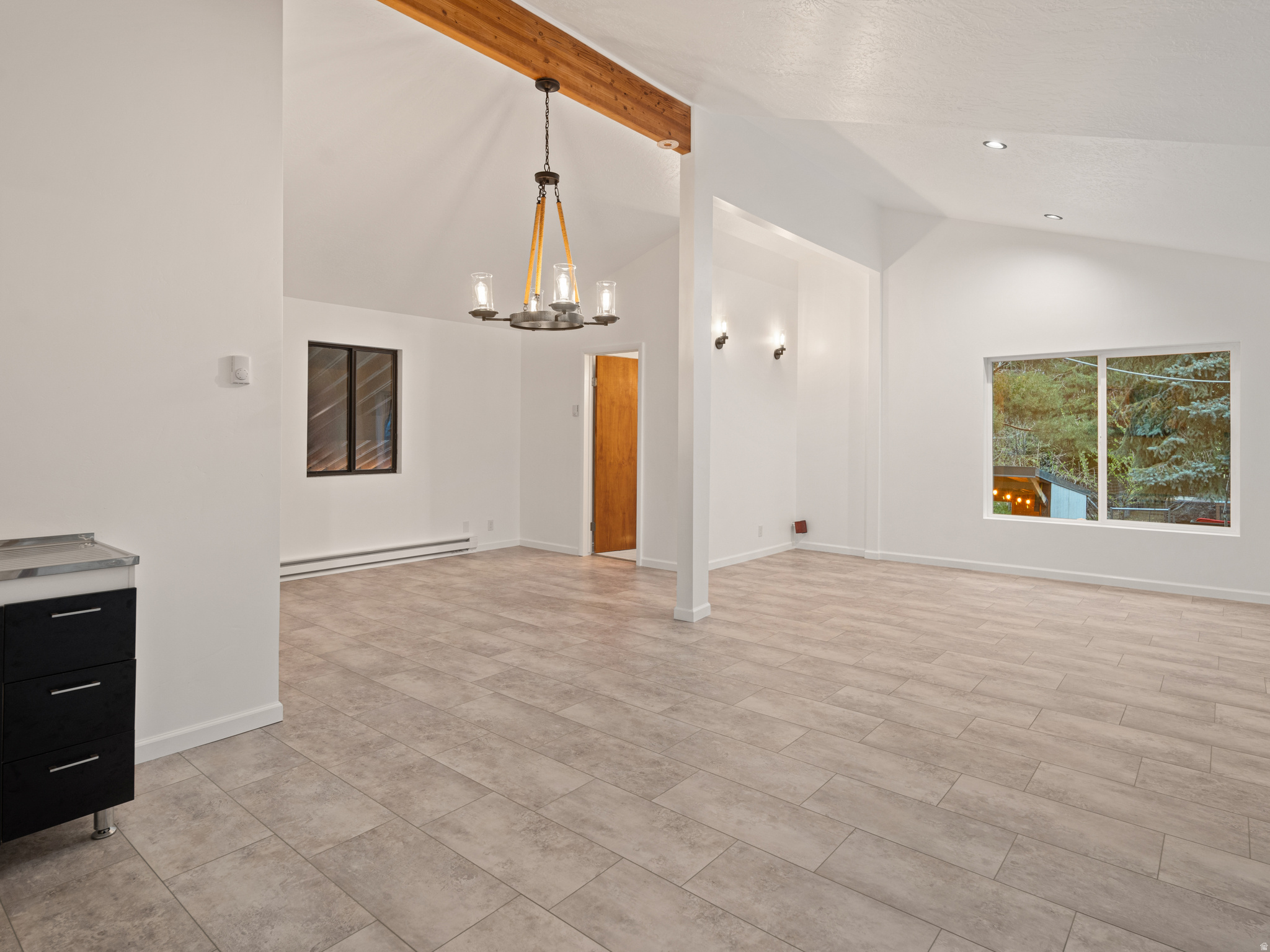 EDEN HILLS - Residential