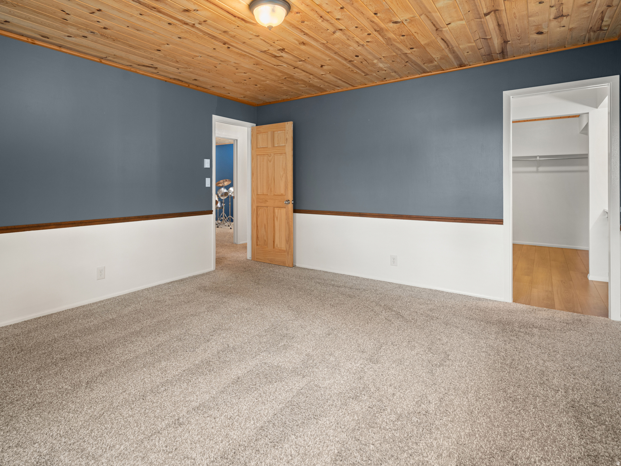 EDEN HILLS - Residential