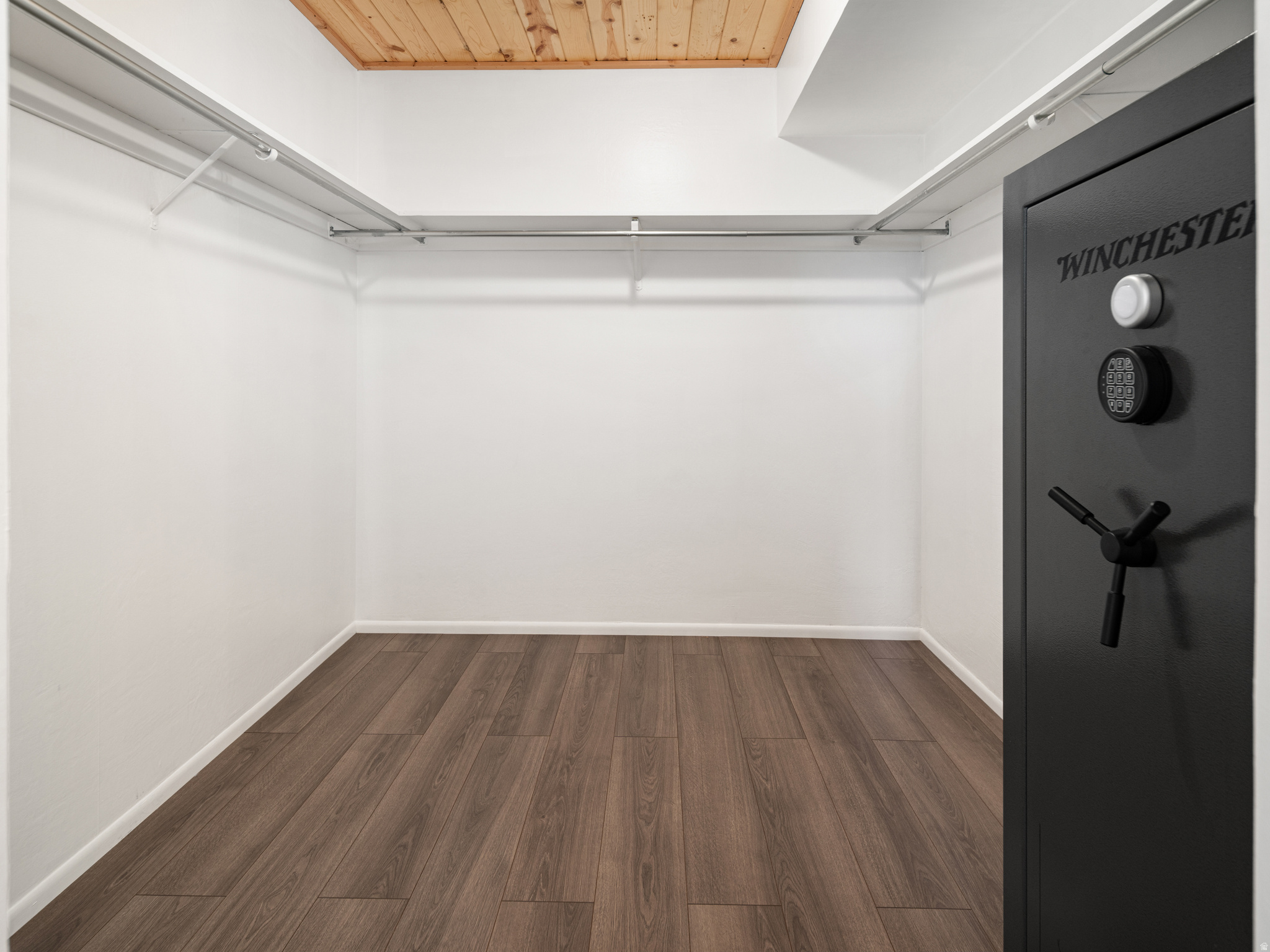 EDEN HILLS - Residential