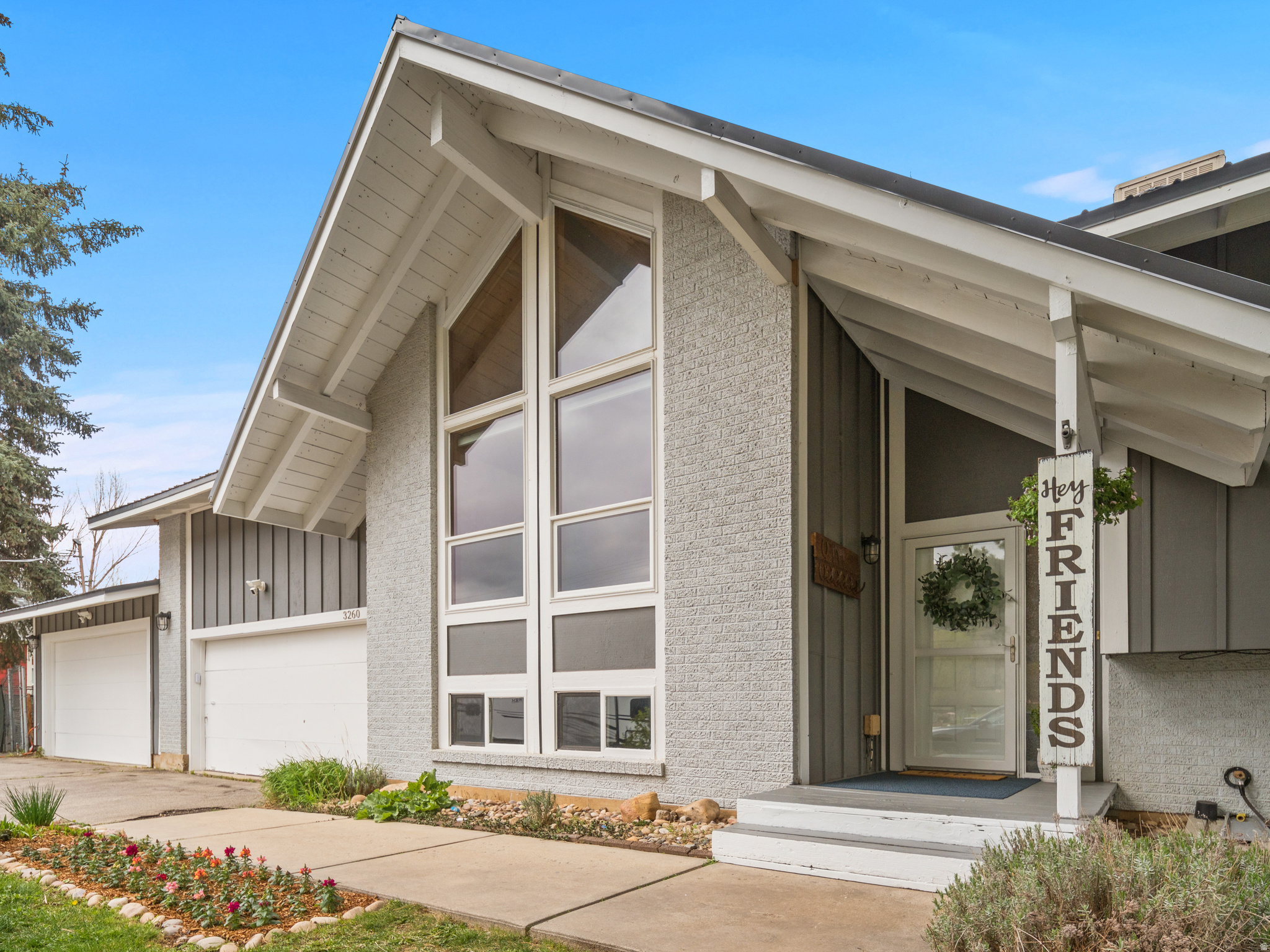 EDEN HILLS - Residential