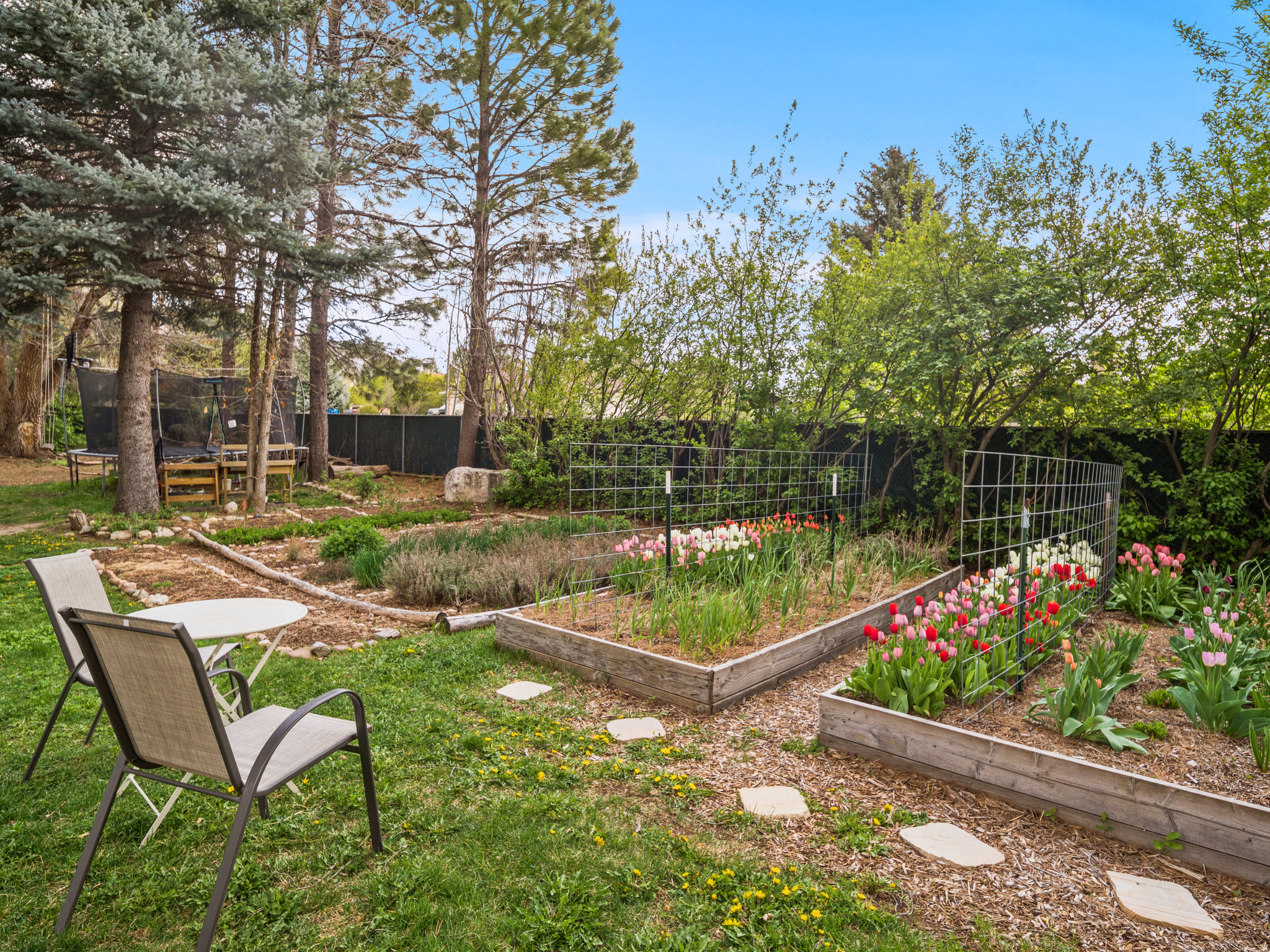 EDEN HILLS - Residential