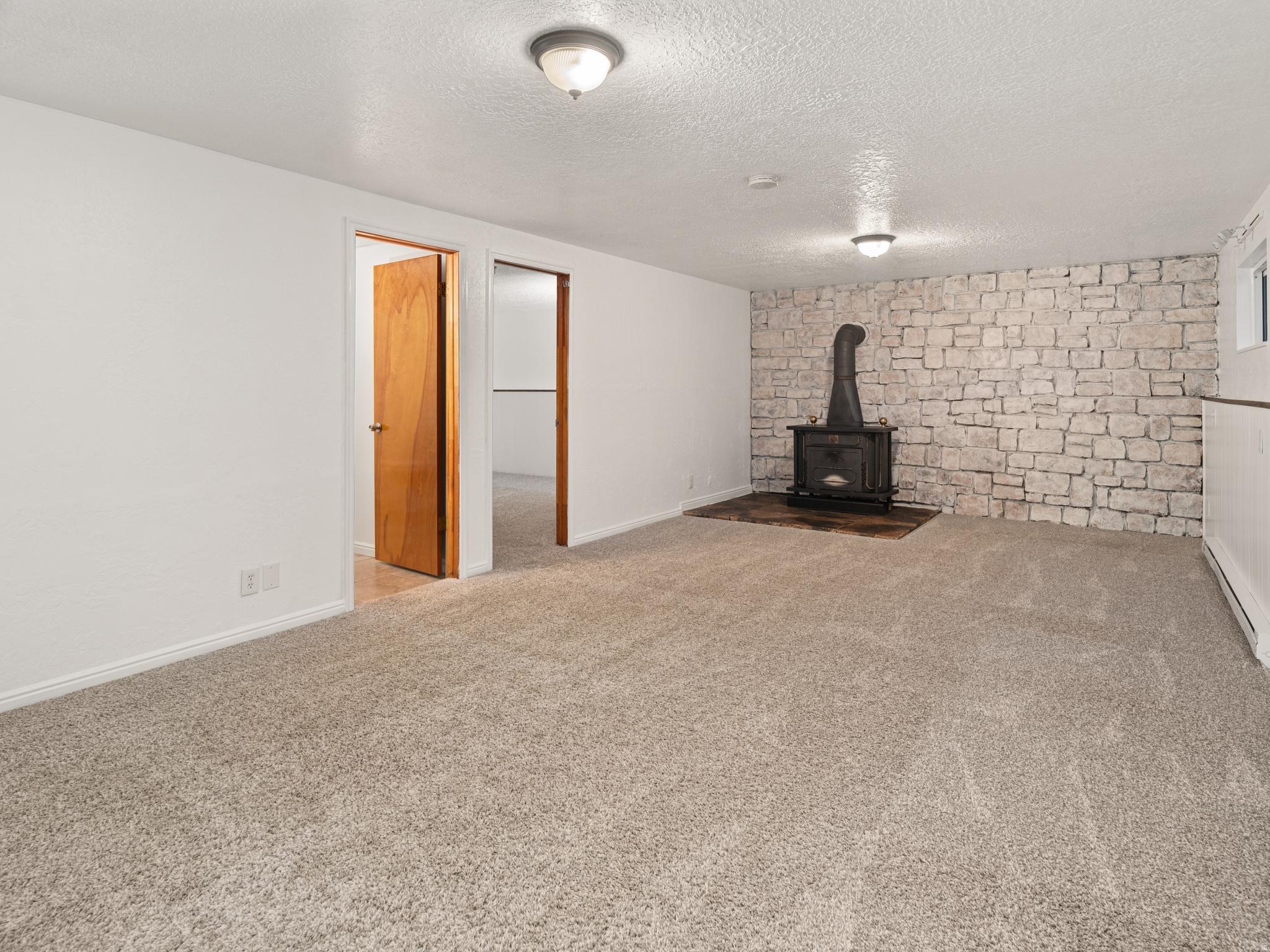 EDEN HILLS - Residential