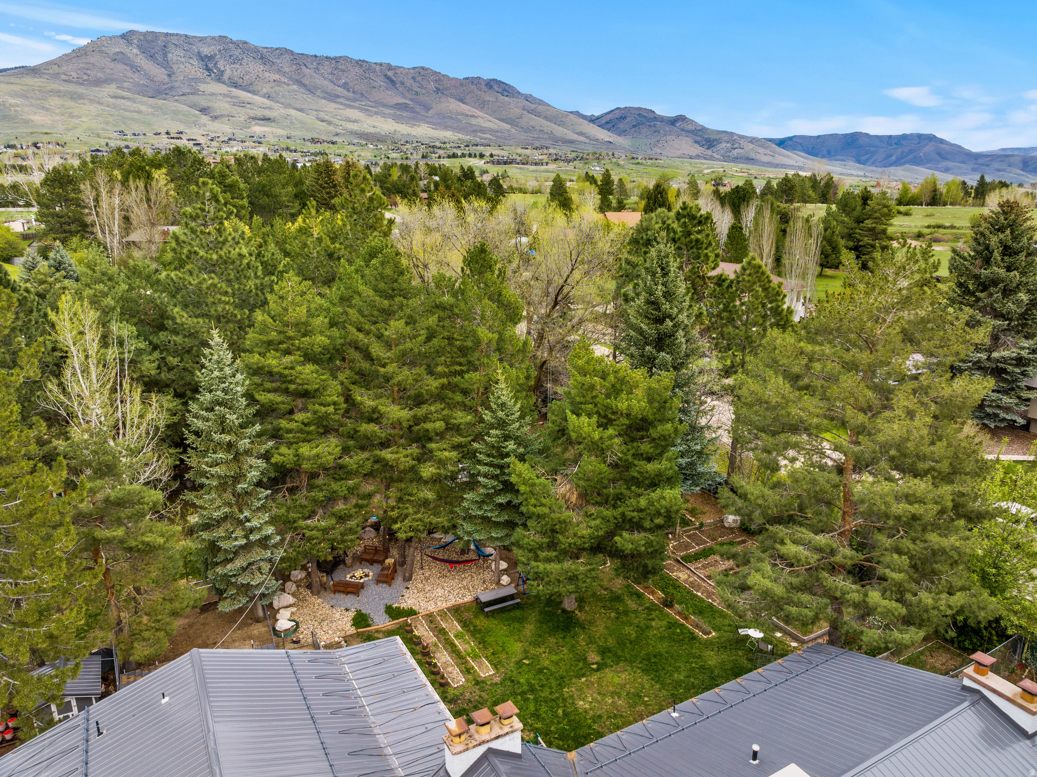 EDEN HILLS - Residential