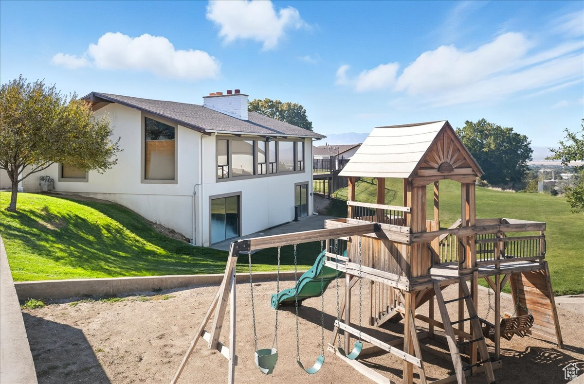 BENCHMARK VILLAGE - Residential