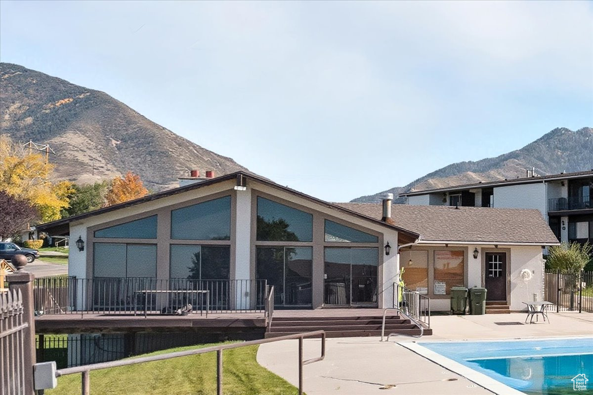 BENCHMARK VILLAGE - Residential